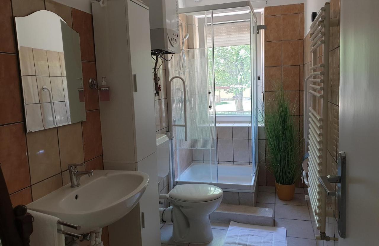 Royal Apartman Eger Ngoại thất bức ảnh